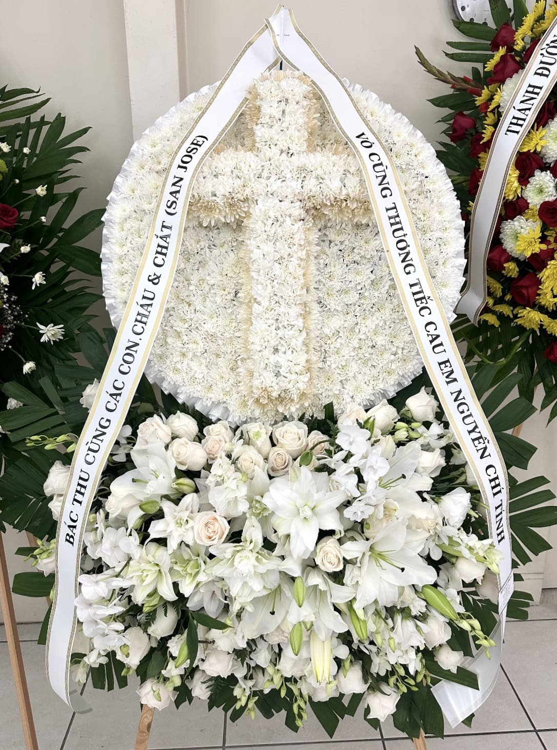 Funeral Arrangment made in Westminster, CA, Orange County, by Bolsa Florist, product is called Unforgettable-Two-Layer-Funeral-Spray