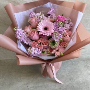 Pretty Baby - Deluxe Wrap Bouquet